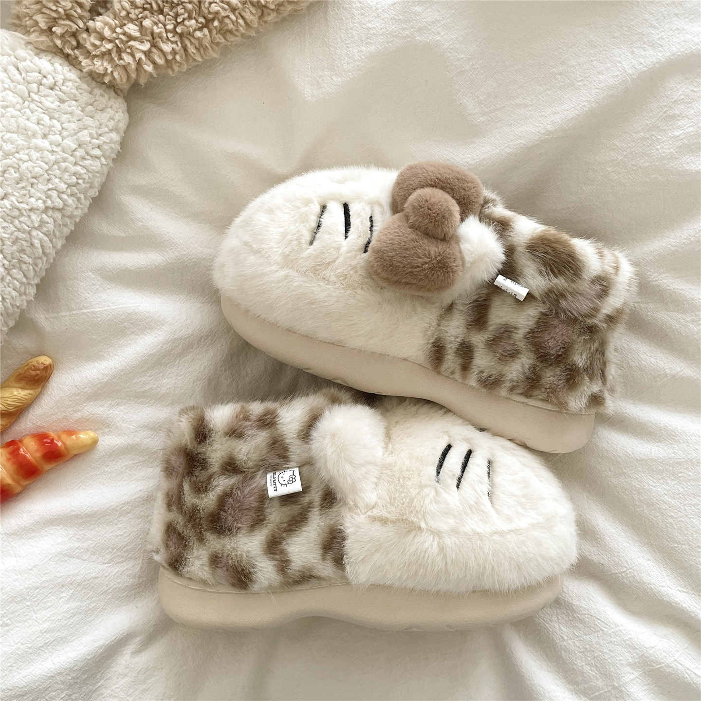奶咖豹纹KT猫~！巨厚ins可爱保暖包跟棉拖鞋女厚底外穿防滑雪地靴,淘宝优惠券,粉丝福利购,淘宝优惠卷