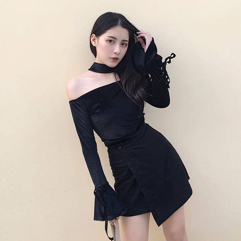 修身一字领漏肩丝绒t恤女新款挂脖长袖上衣性感显瘦喇叭袖打底衫,淘宝优惠券,粉丝福利购,淘宝优惠卷