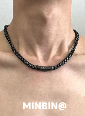 钛钢龙骨方形复古项链男款