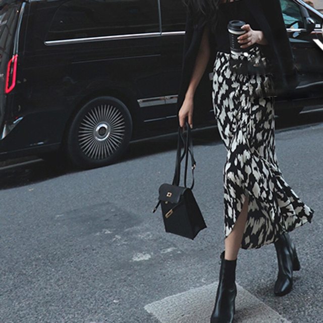 2024 skirt niche irregular fashion