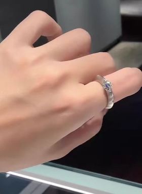 S925纯银莫桑石女小众设计闪耀宇宙恒星球环绕旋转戒指白金高级感