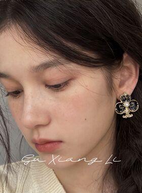 【扑克王国】爱丽丝梦游仙境耳饰轻奢复古黑梅红桃不对称耳钉
