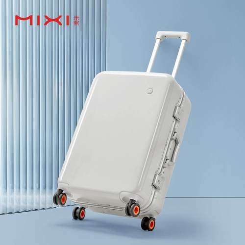 Прочный чемодан, 20 дюймов