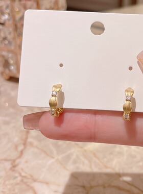 轻奢金色圆环几何耳钉女
