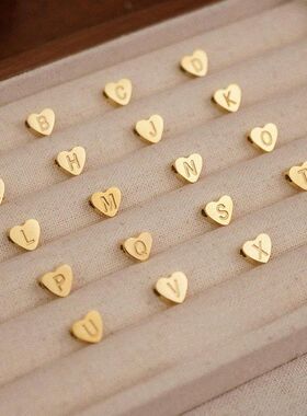 爆款钛钢不掉色穿孔小爱心26字母百搭高级感项链女 镀金潮十字链