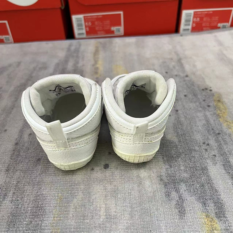 Nike耐克Air Jordan实拍婴童一脚蹬防踢减震魔术贴童鞋AT3745-100 - 图2
