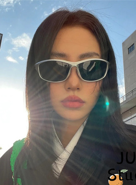 未来感科技墨镜千禧年