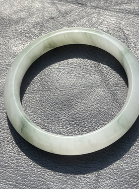 天然新疆天山翠特惠价冰底带翠59mm平安手镯F