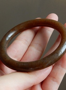 天然俄罗斯女士饰品和田玉手镯