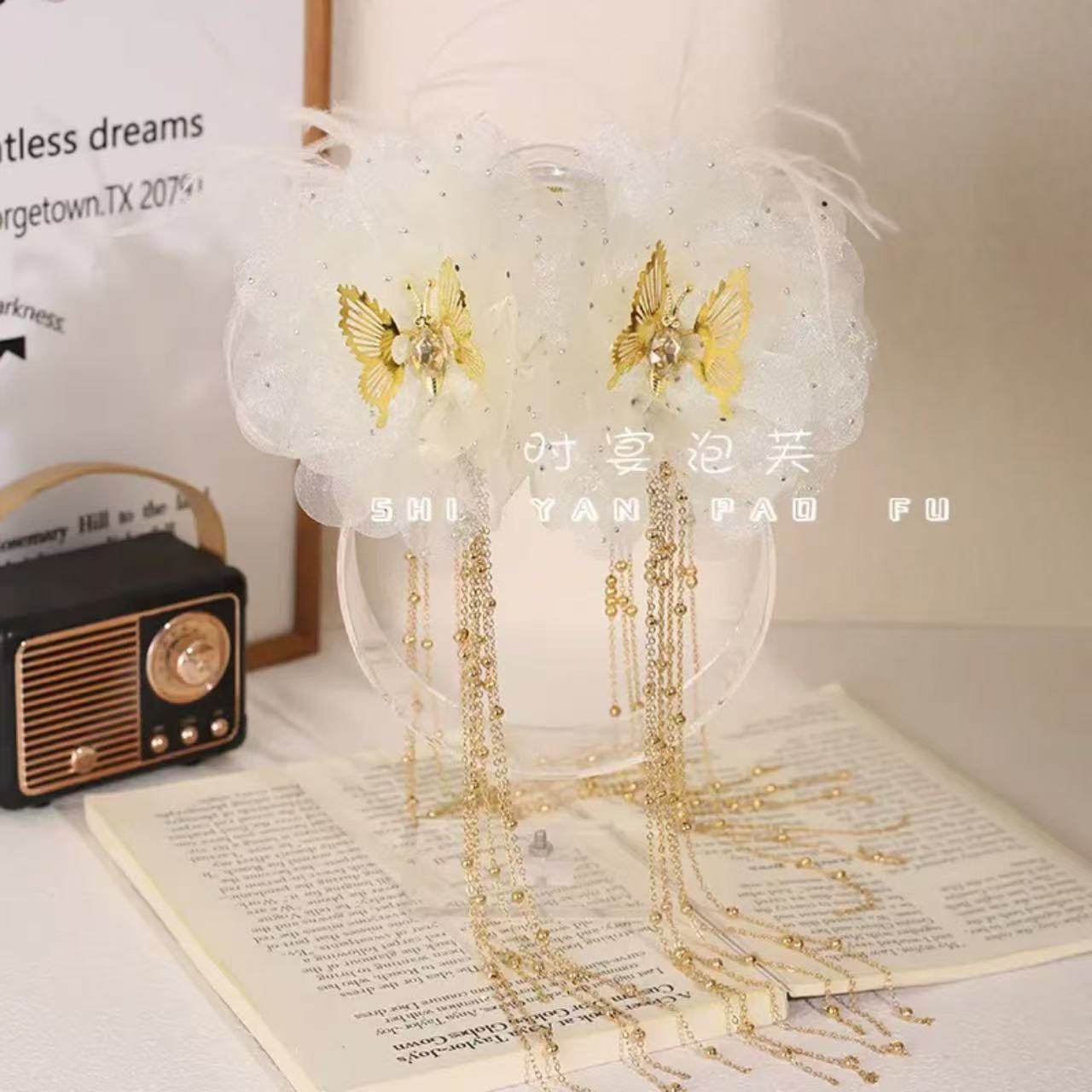 扑棱蛾子冬季新款羽毛流苏抓夹灵动蝴蝶显发量蓬松鲨鱼夹发夹,淘宝优惠券,粉丝福利购,淘宝优惠卷