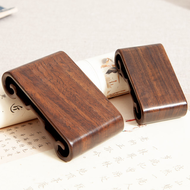 Handicraft mahogany carved Chinese solid wood bracket