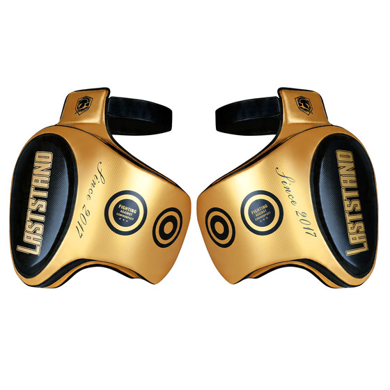 Intentional big chest waist target thickening training whip kick Muay Thai