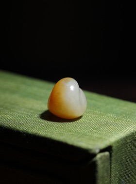 姑苏润石堂和田玉籽料黄沁挂件