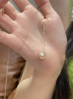 2024年新款潮轻奢高级感月牙珠珠钛钢项链简约甜美风颈链