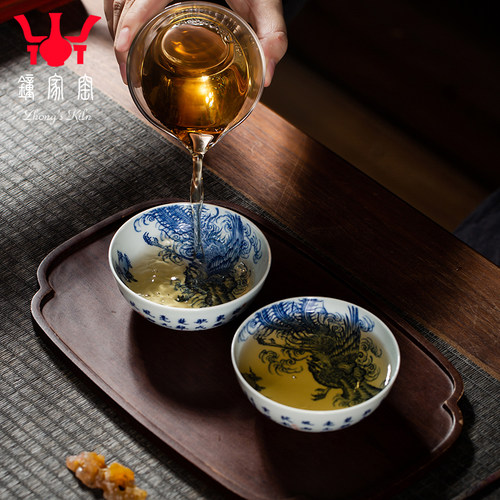 钟家窑主人杯单杯景德镇茶具青花柴窑手绘过墙云凤纹卧足杯个人杯 - 图1