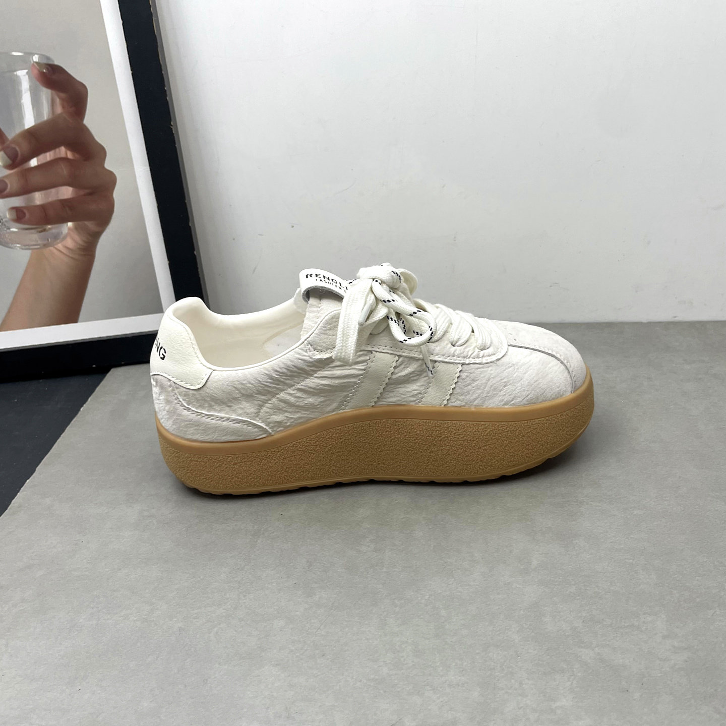 2026春季新款真皮德训鞋圆头深口系带增高厚底小白鞋休闲女士单鞋,淘宝优惠券,粉丝福利购,淘宝优惠卷