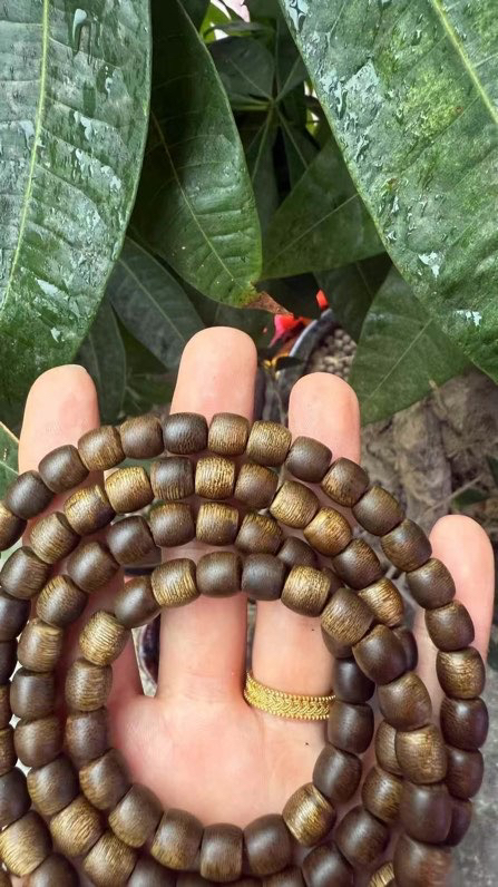 芽庄高山熟结绿棋楠沉香手链0.8cm鼓珠108颗佛珠项链约43克九分沉 - 图1