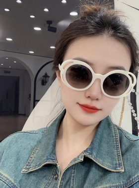 白色墨镜女款高级感时尚辣妹显瘦防紫外线欧美潮牌圆形小香太阳镜