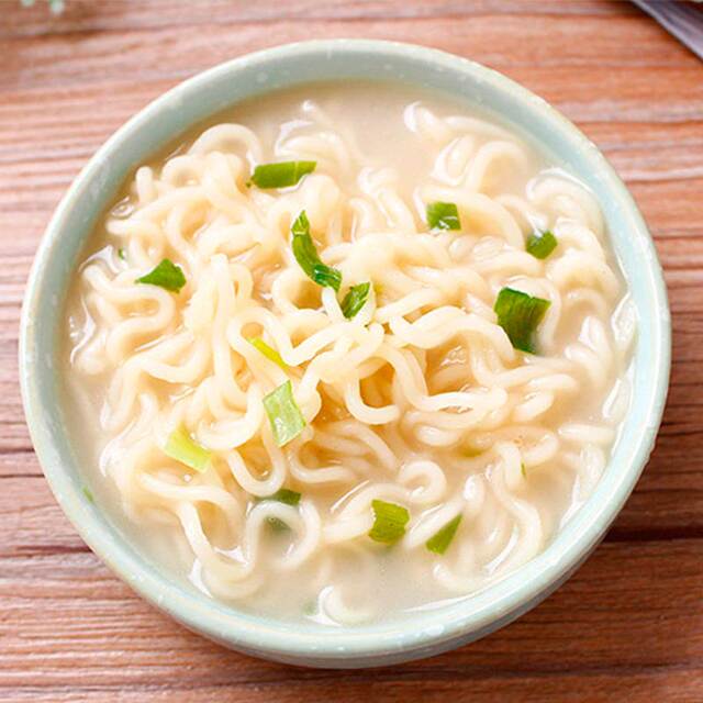 Nongshim imported beef bone small bowl instant noodles