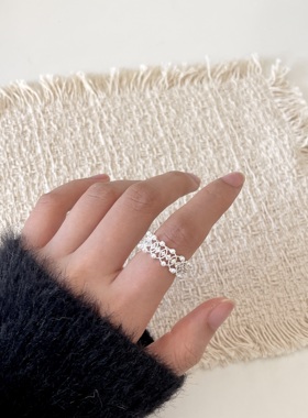 超仙的蕾丝戒指女小众设计温柔甜美开口调节轻奢高级感叠戴