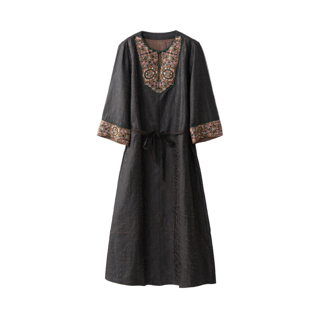 ຮ່ອງຮອຍຂອງ lingering lingering old tortoise pattern silk cloud yarn embroidered round neck robe women's 100% mulberry silk waist dress