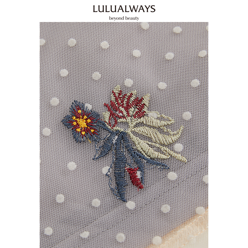 lulualways冬季法式气质绣花雪纺衫 LULUALWAYS蕾丝衫/雪纺衫