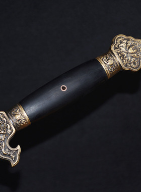 龙泉市刀剑刻花手工锻打宝剑