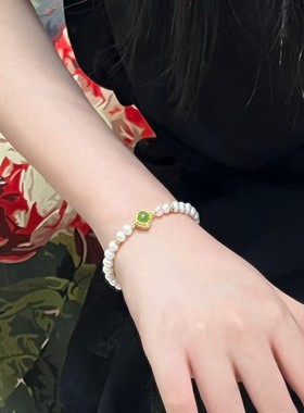 香港 壹刻珠宝宫廷复古碧玉手链4-5MM近圆强光微瑕天然高淡水珍珠