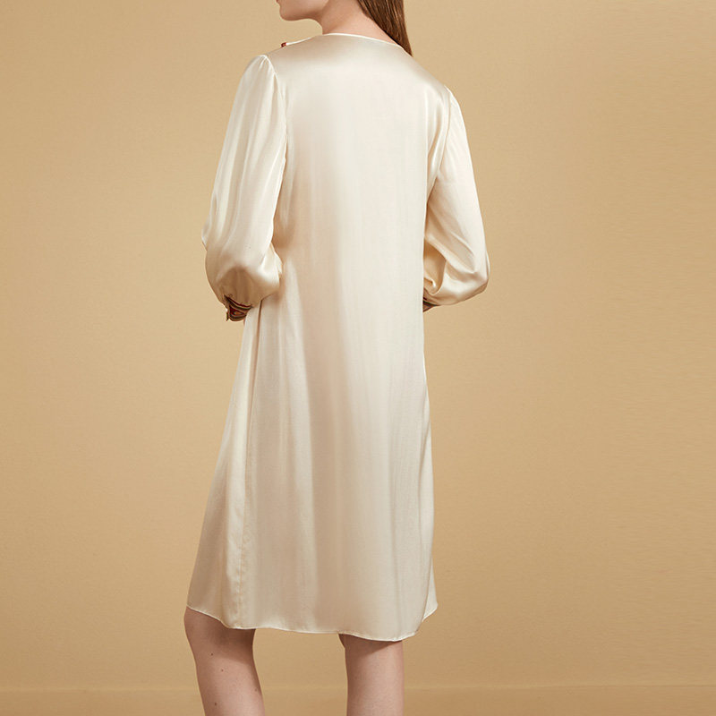 金三塔2021秋冬新品100%桑蚕丝睡裙 金三塔浙江睡裙