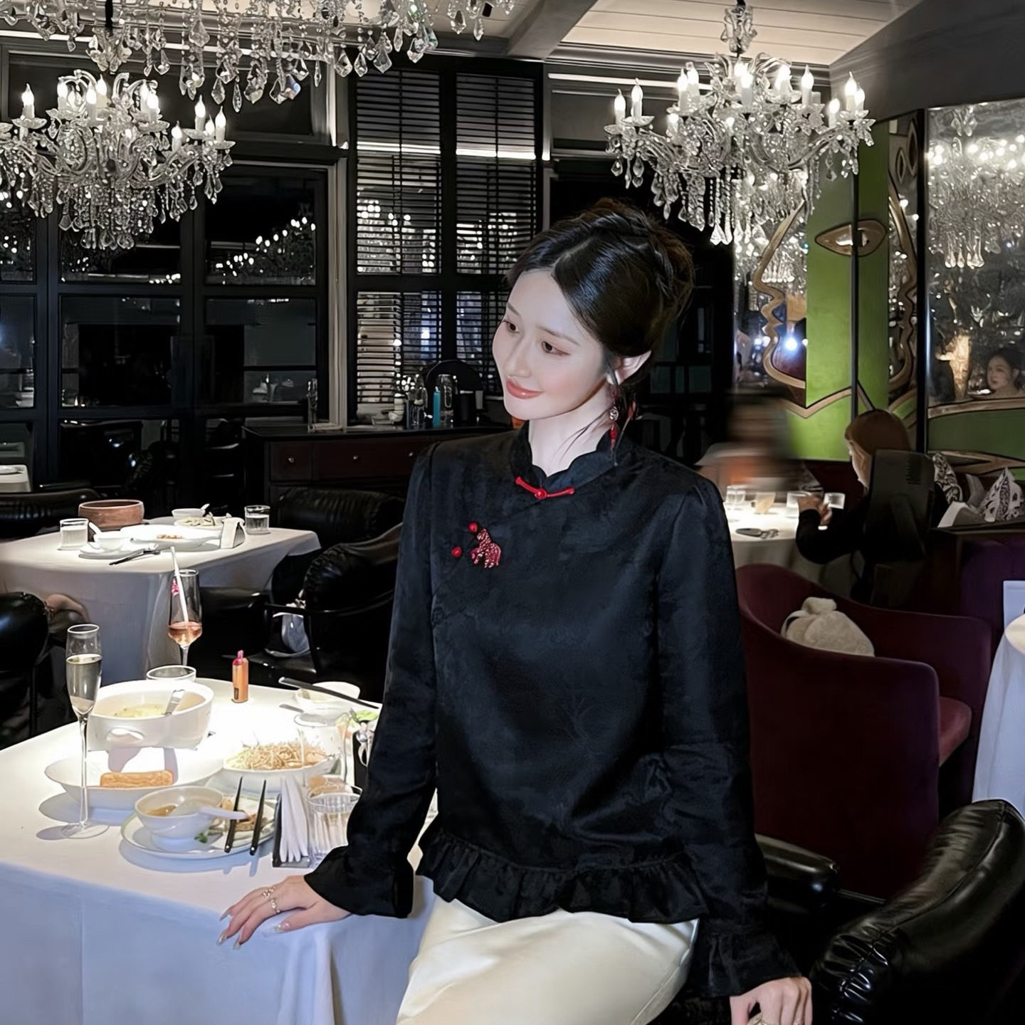 诺诺小众设计6年早春高级百搭法绣提花喇叭袖洋气减龄小衫252689,淘宝优惠券,粉丝福利购,淘宝优惠卷