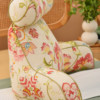 Yangchun Town has moderate softness and hardness, and a comfortable feel