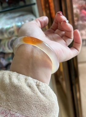 甜美女玉髓厂家直销一手货源