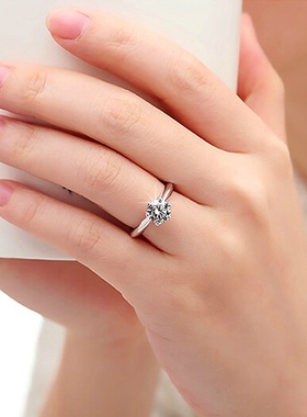 六爪经典pt950铂金钻戒女白金莫桑石求婚戒指定制情侣对戒刻字