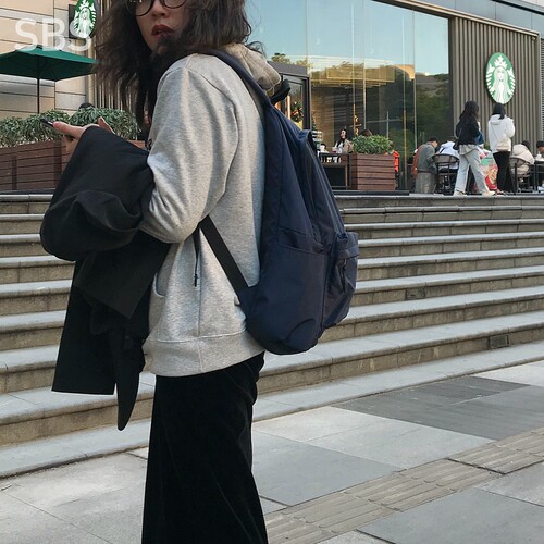 川久玲坠感轻便尼龙双肩包运动中性背包男女大学生防水书包电脑包 - 图3