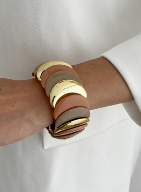 夸张几何树脂手镯组合新款