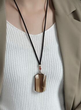 天然茶水晶无事牌吊坠缺男女款挂件缺水补水情侣项链毛衣链本命年