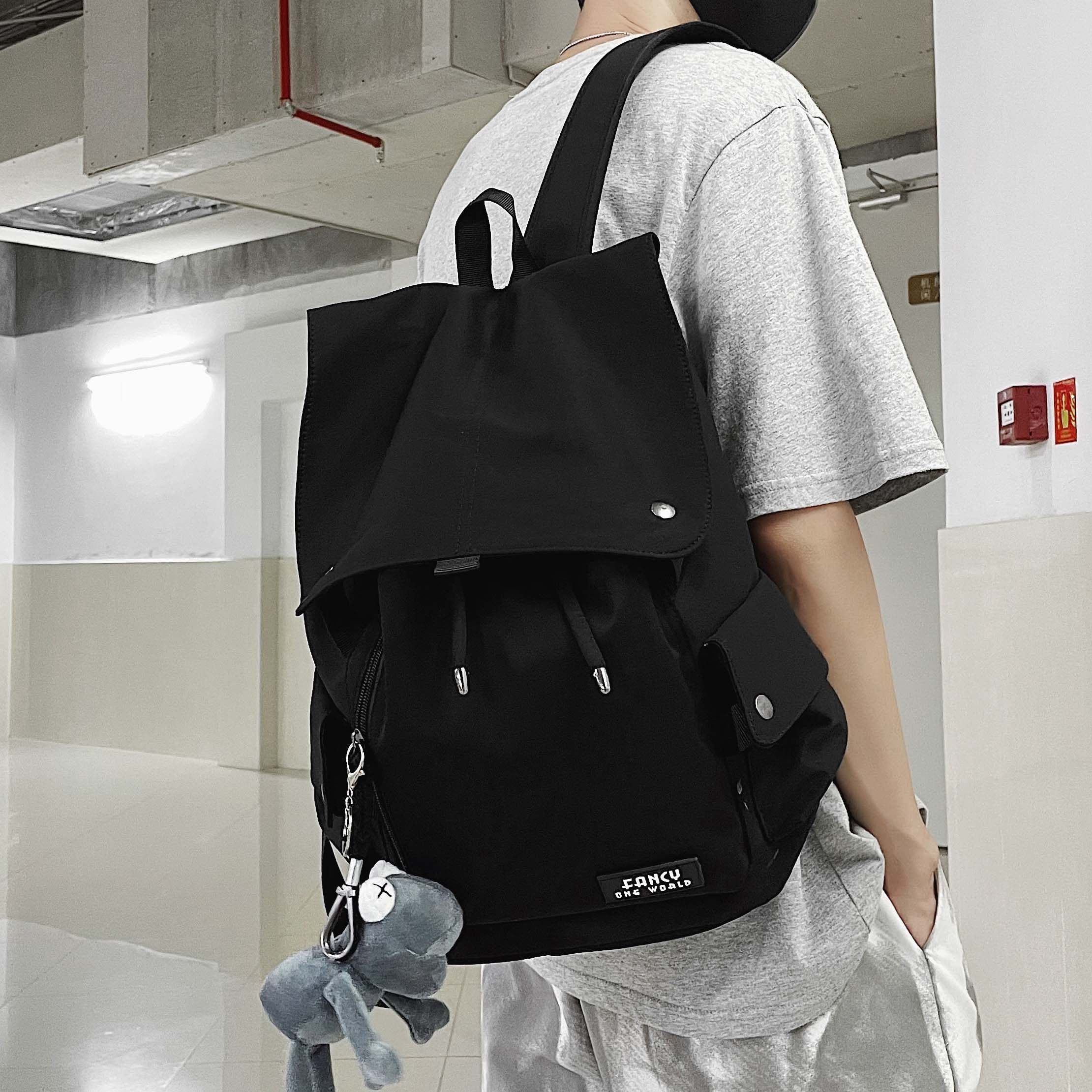 男士潮牌大容量休闲ins 单色空间双肩背包