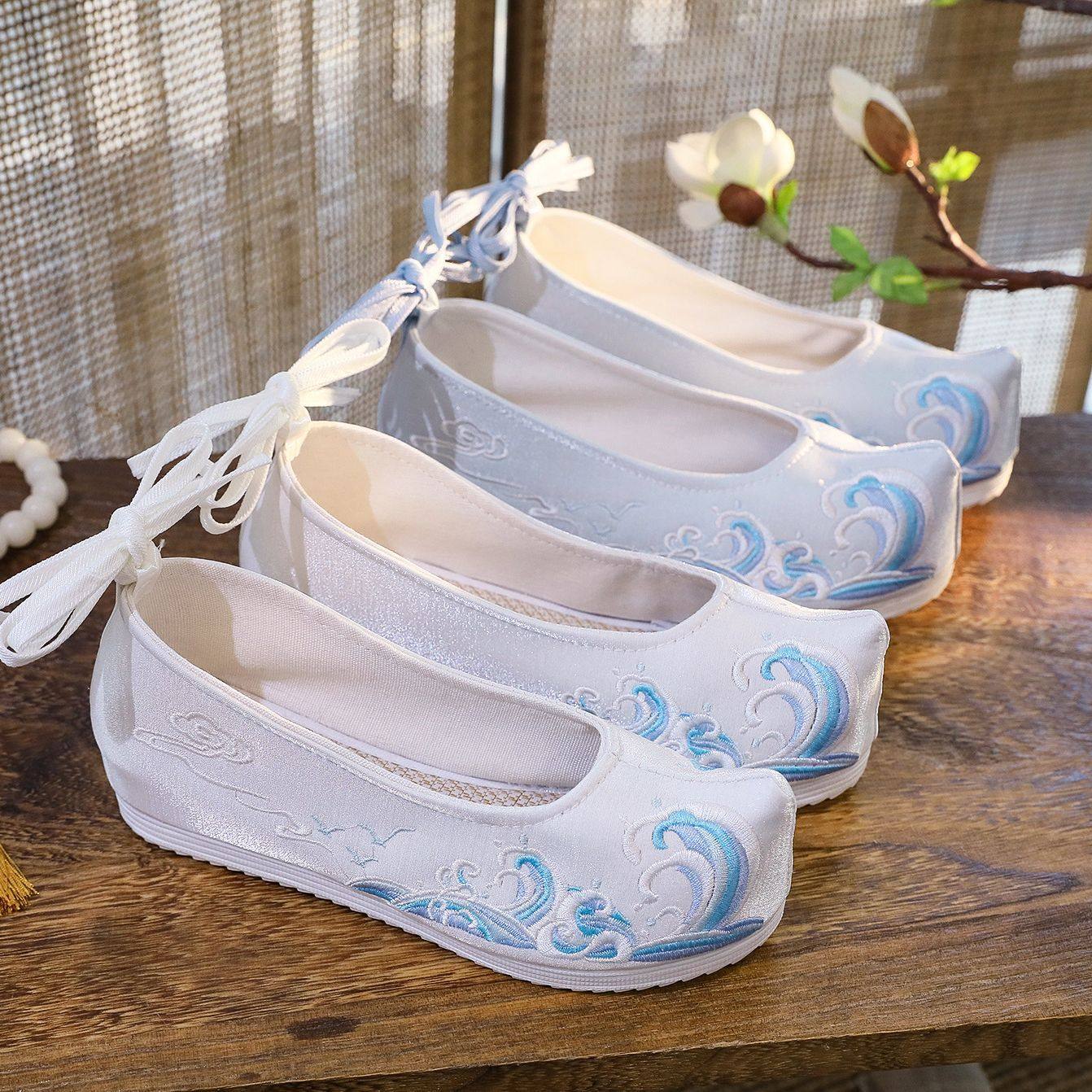 大码中式民族风汉服鞋子女搭配古风秀禾鞋明制翘头古装刺绣花布鞋,淘宝优惠券,粉丝福利购,淘宝优惠卷
