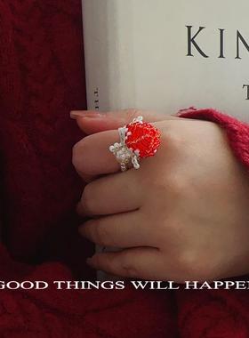 甜美手工编织草莓戒指女小众设计高级感礼物弹力绳串珠可爱少女戒