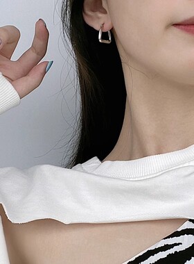 实心几何形个性耳环 通体s925纯银百搭方形耳扣 简约时髦耳坠女