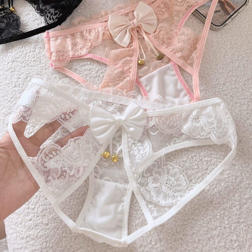 一动就响～性感小铃铛蕾丝开裆镂空蝴蝶结内裤少女纯欲低腰三角裤 - 图3