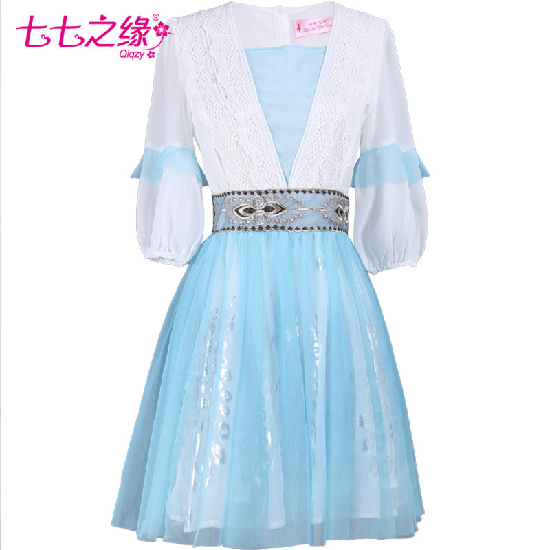  七七之缘服饰连衣裙