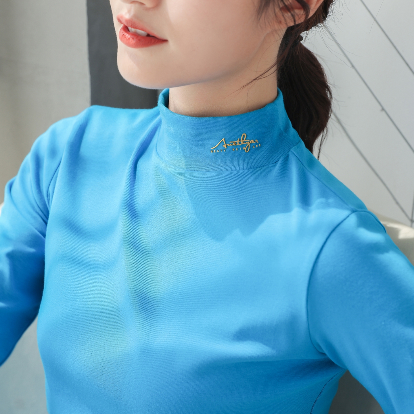 纯棉修身半高领打底衫女长袖T恤2025新款秋冬内搭洋气加厚保暖衣 - 图2