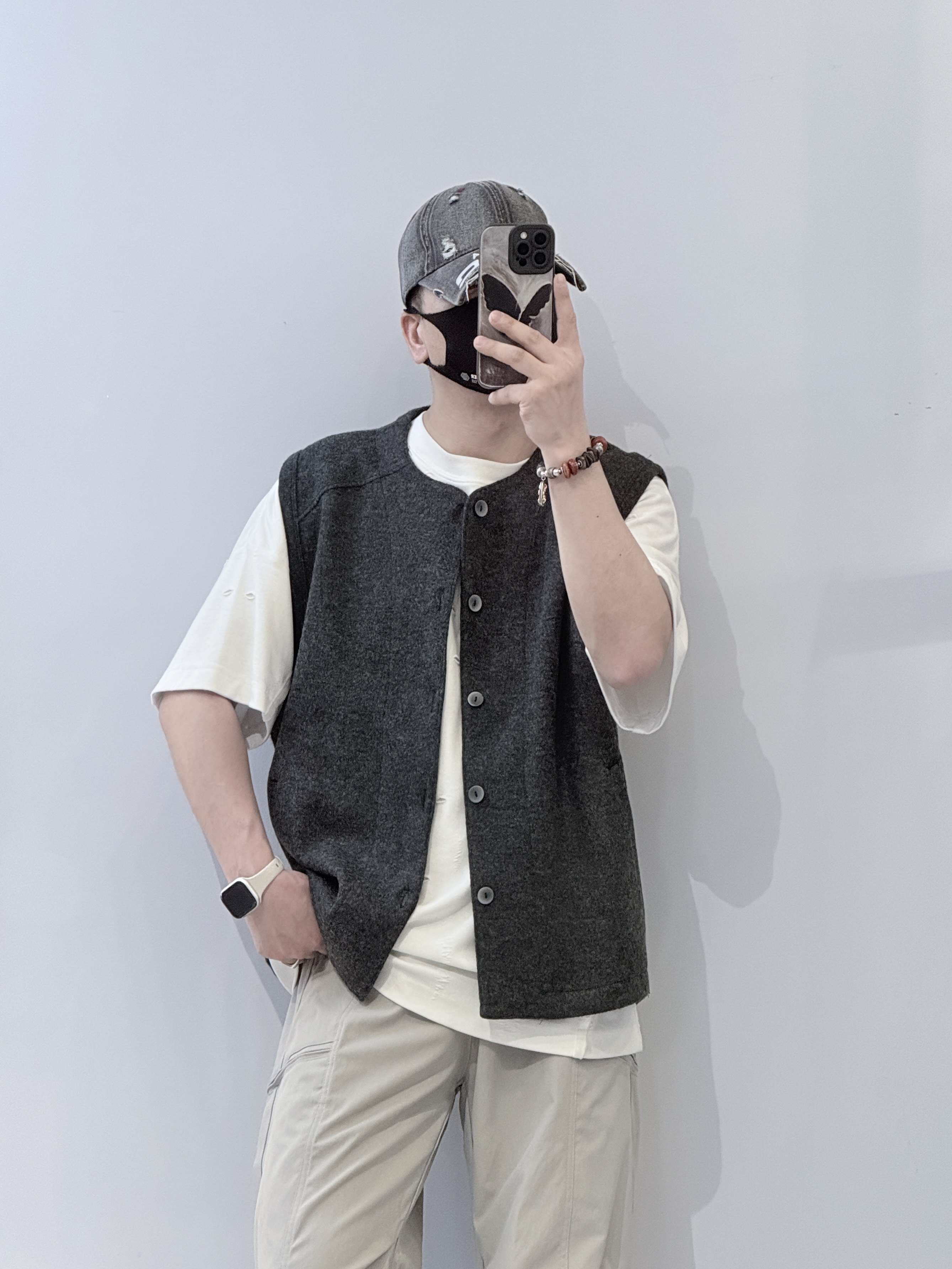 25秋季新款QFO亨利领单排扣马甲男潮牌宽松时尚纯色无袖坎肩背心,淘宝优惠券,粉丝福利购,淘宝优惠卷