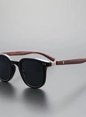 韩版方框男款帅气潮太阳镜户外驾驶专用眼镜度假沙滩木纹腿墨镜女