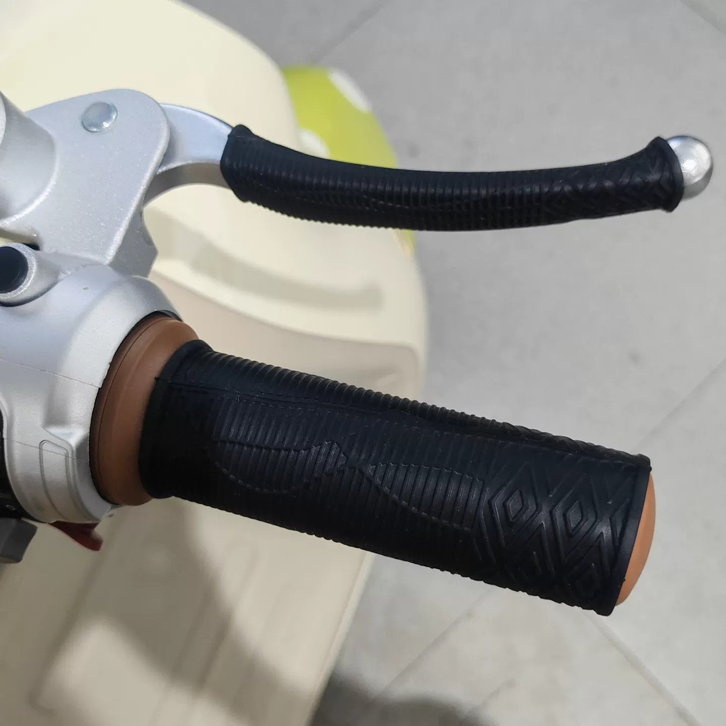 Universal silicone handlebar cover for electric vehicles and motorcycles