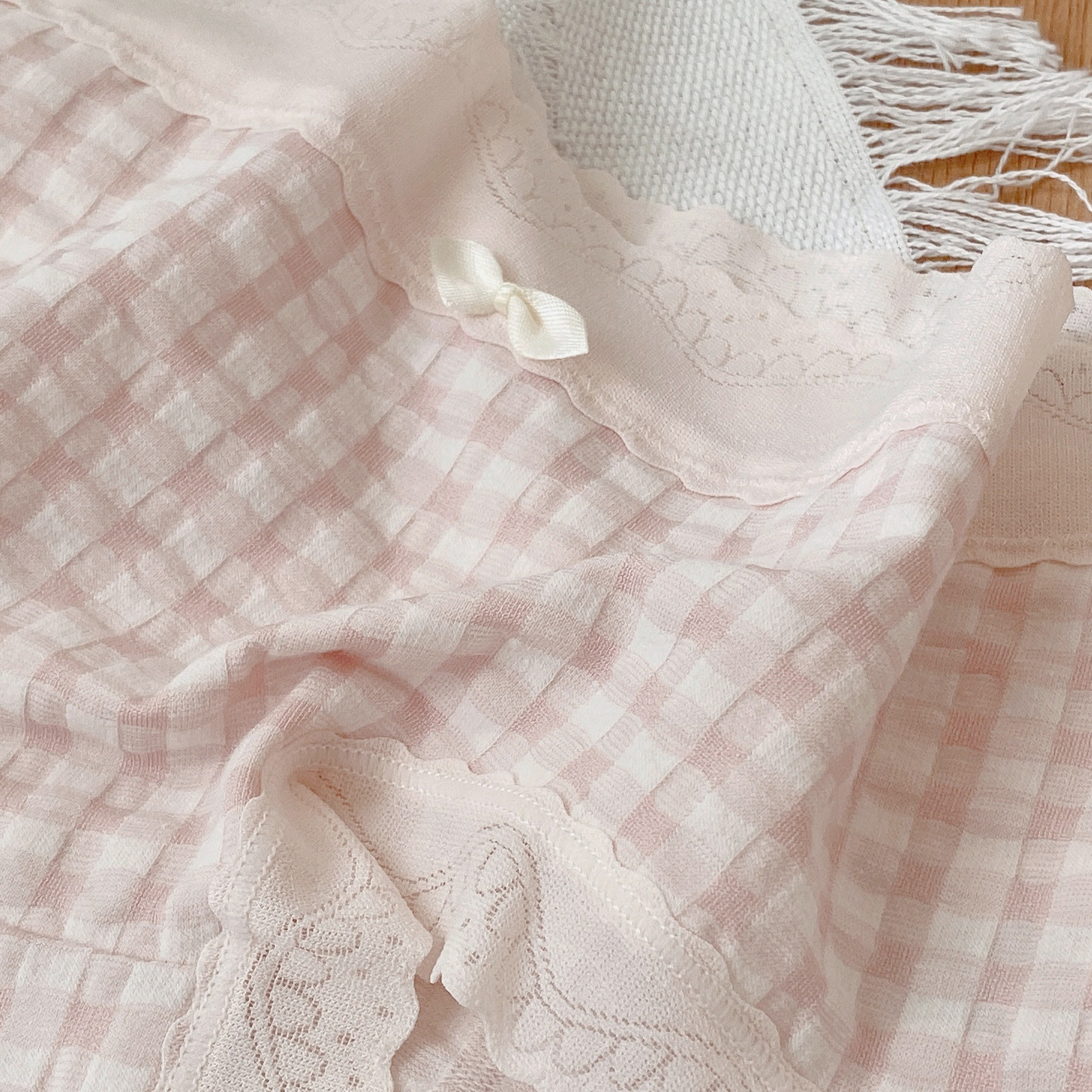 推荐！软糯泡泡格子棉质内裤女甜美中腰包臀舒适蕾丝边少女三角裤,淘宝优惠券,粉丝福利购,淘宝优惠卷