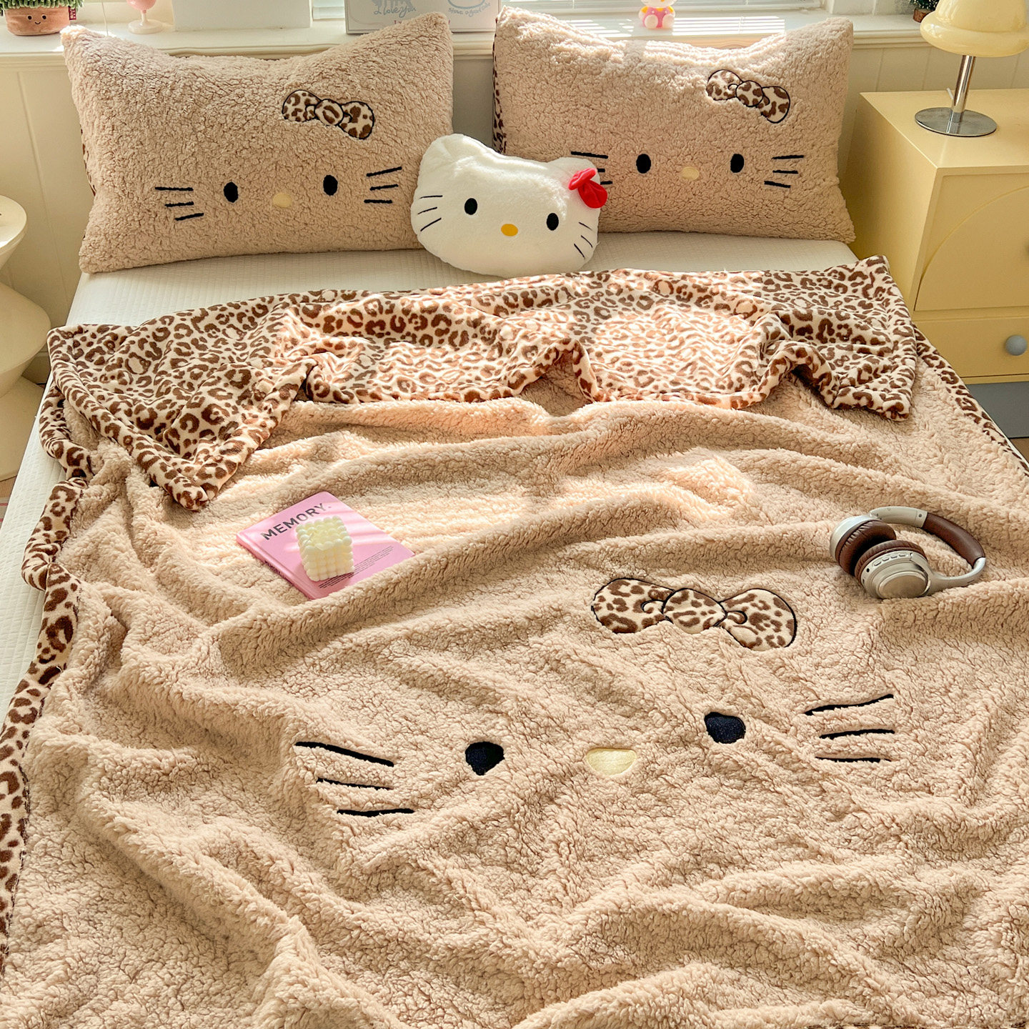 美拉德豹纹牛奶绒毛毯2025新款冬办公室午睡小毯子羊羔绒沙发盖毯