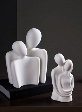 创意抽象情侣拥抱结婚礼物摆件