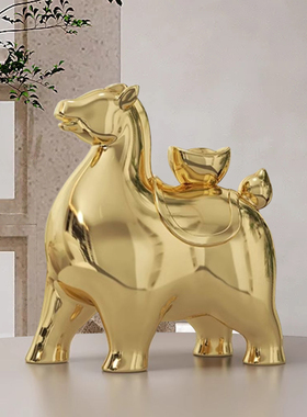 高档轻奢礼品电镀装饰品马上有钱招财摆件客厅玄关酒柜家居工艺品